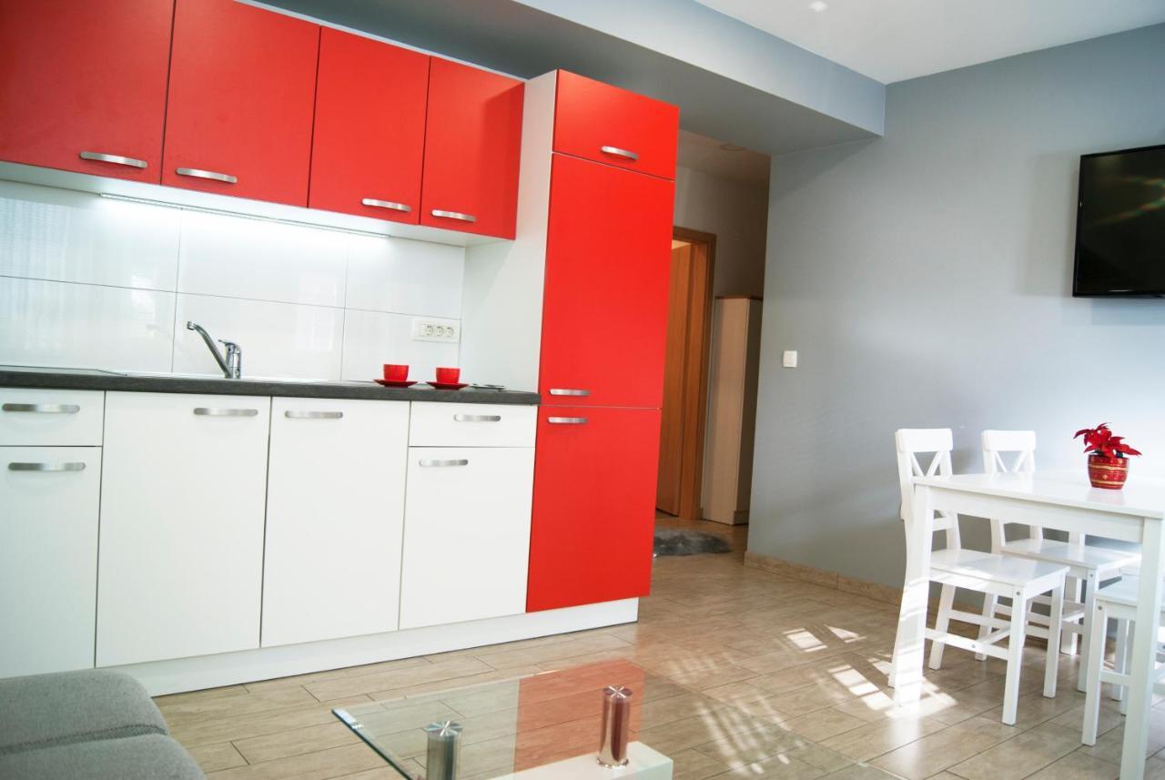 Rooms & Apartments Kepic, Airport Accomodation Cerklje na Gorenjskem Ngoại thất bức ảnh